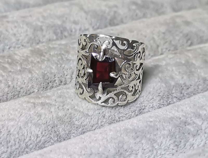 Gorgeous Silver Ring