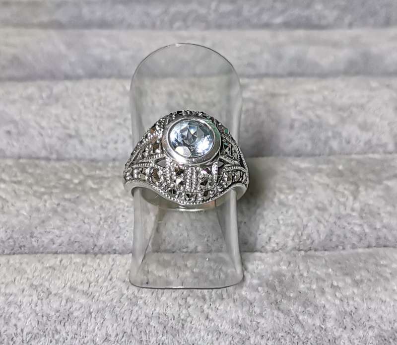 Dazzling Silver Ring