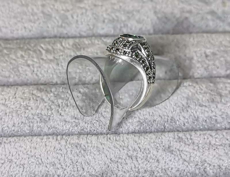 Dazzling Silver Ring