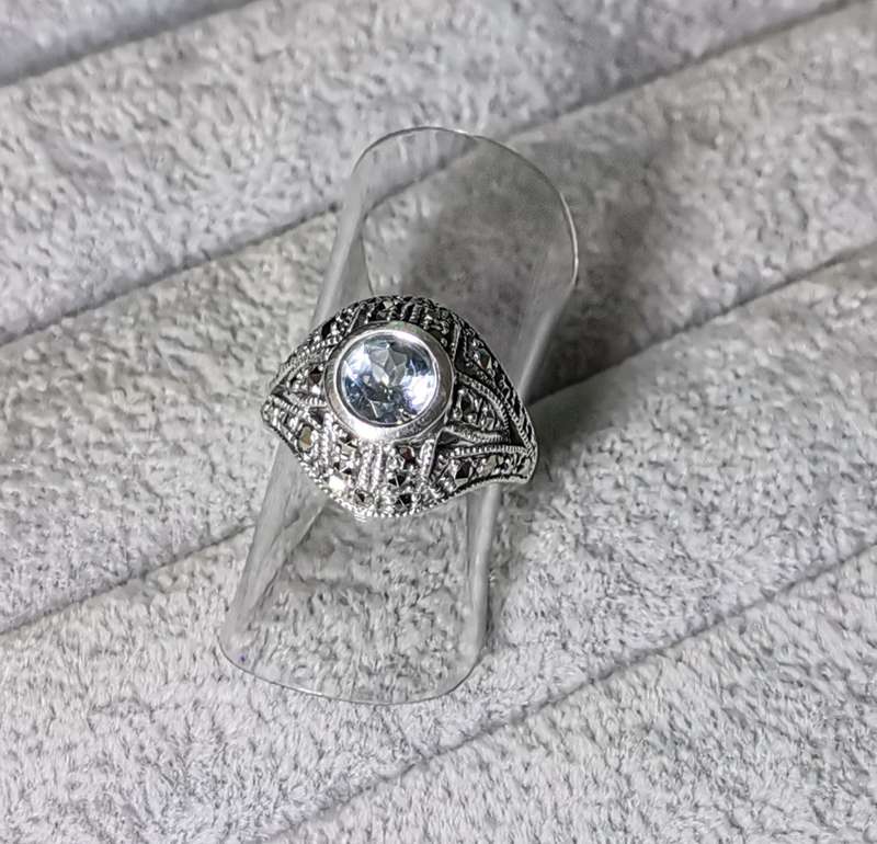 Dazzling Silver Ring
