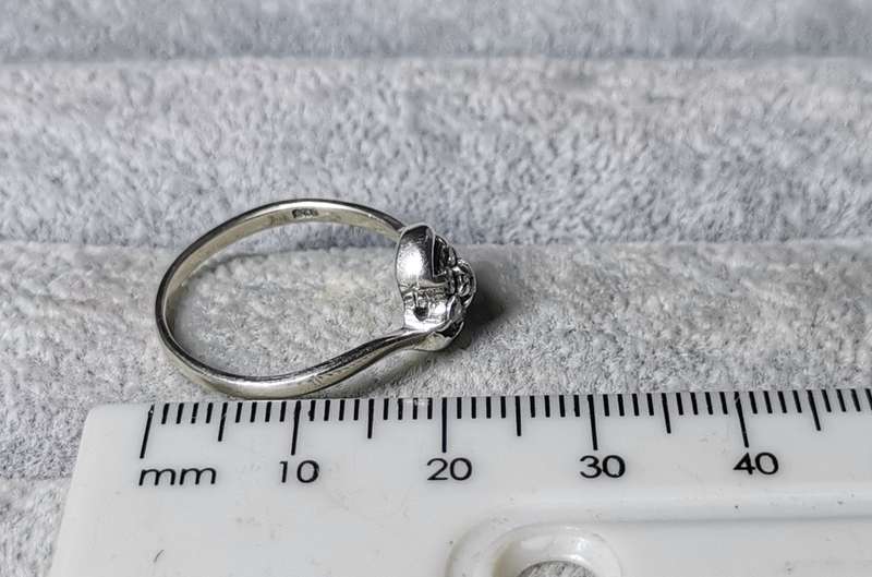 Silver Flower Ring