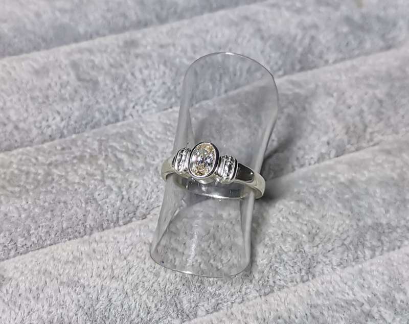 Silver Solitaire Ring