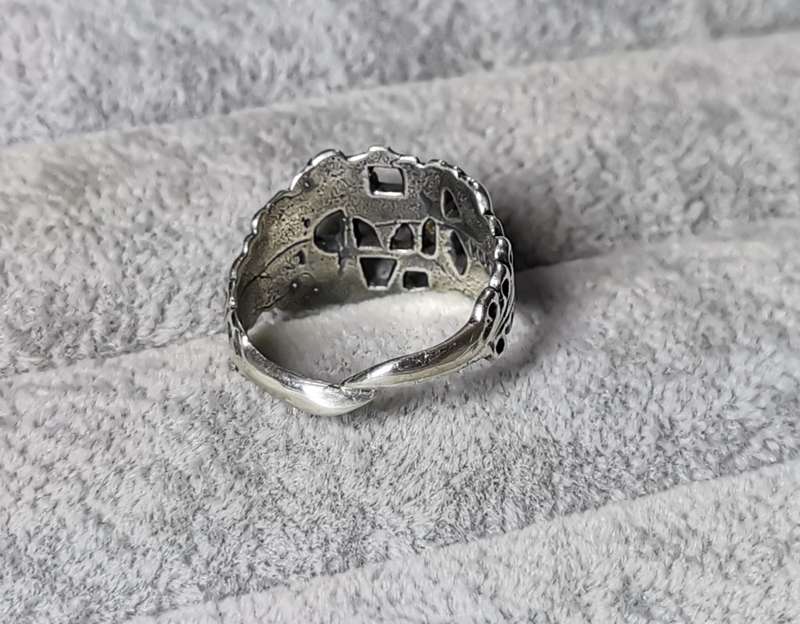 Detailed Silver Celtic Ring