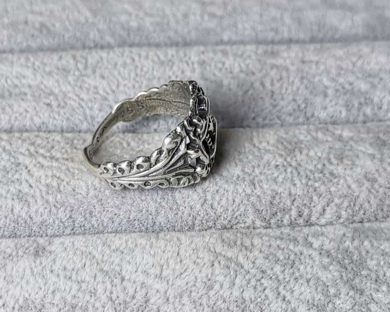 Detailed Silver Celtic Ring
