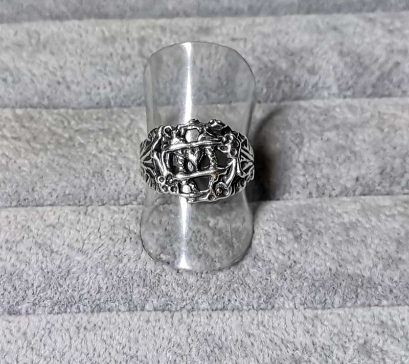 Detailed Silver Celtic Ring