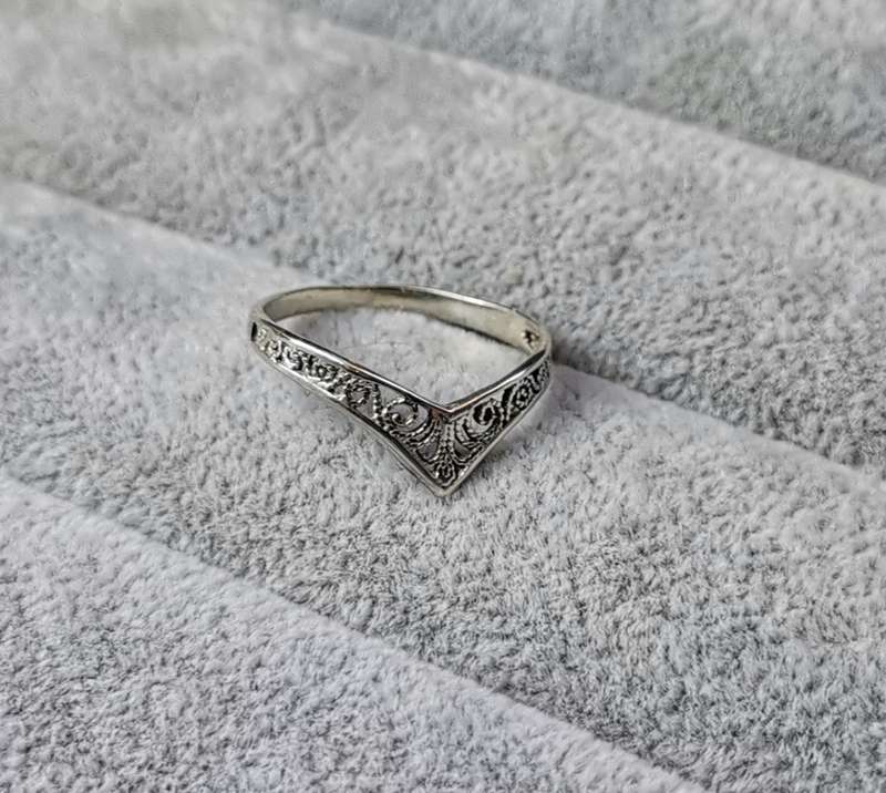 Silver Filigree Ring
