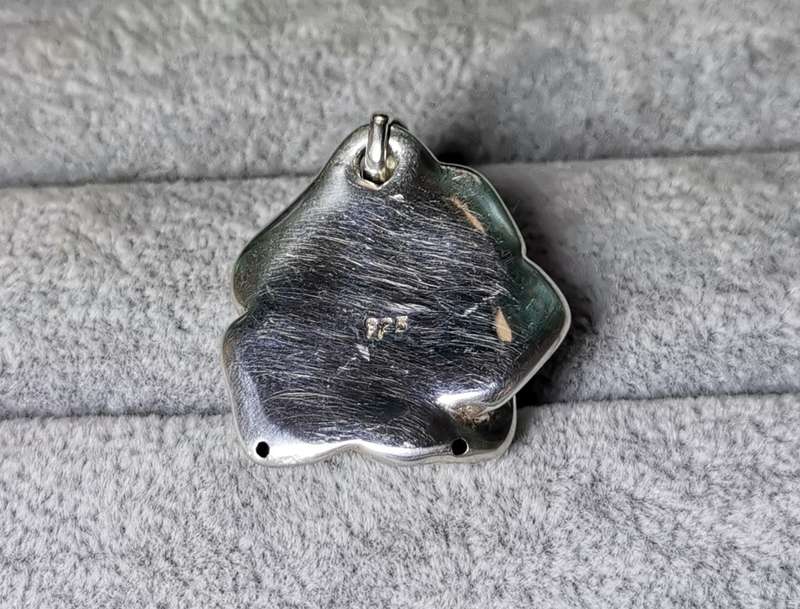 Stunning Silver Rose Pendant