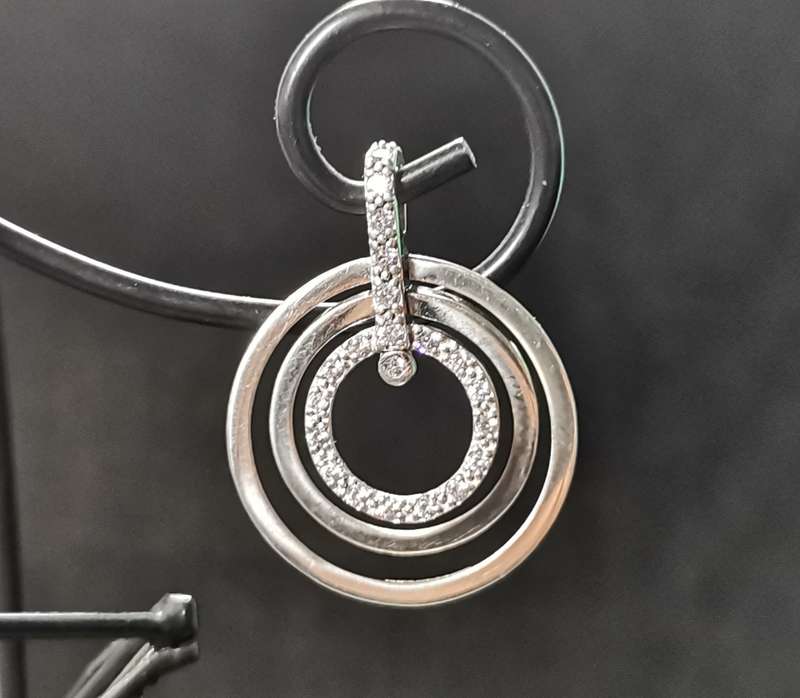 Dazzling Silver Pendant