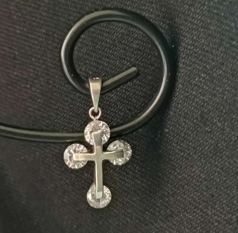 Dazzling Silver Cross Pendant
