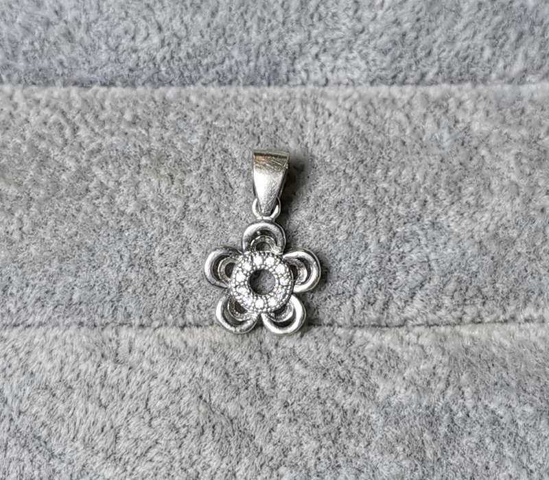 Silver Flower Pendant