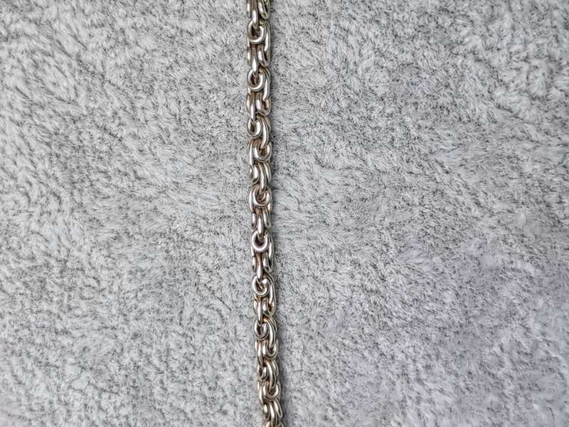 Stunning Silver Chain