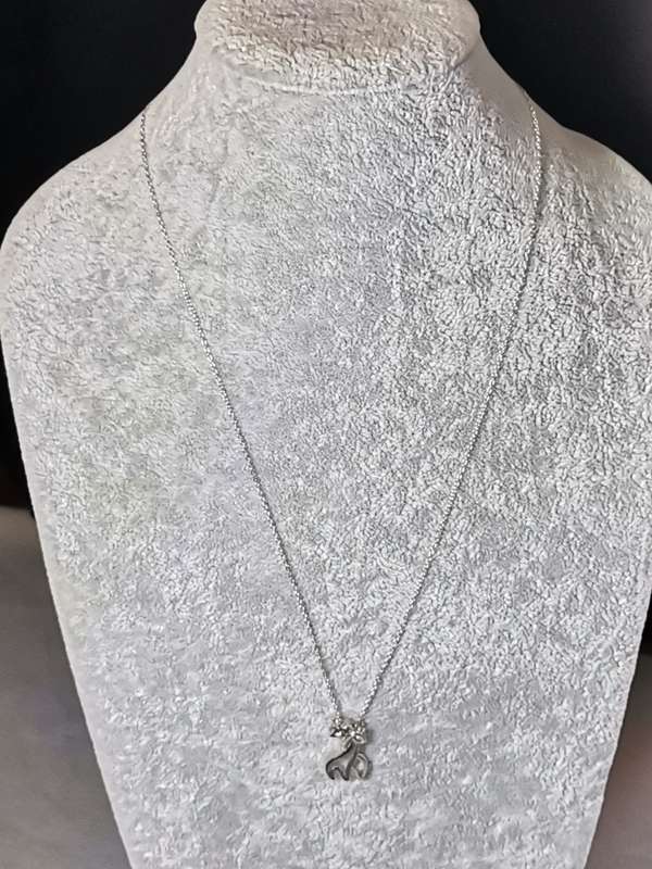 Adorable Silver Giraffe Necklace