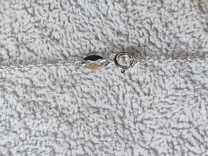 Adorable Silver Giraffe Necklace