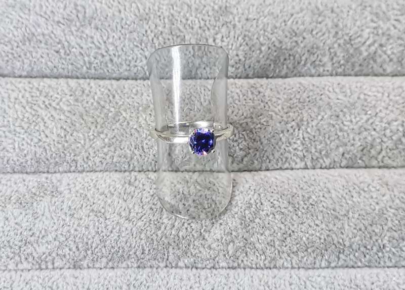 *R1 Auction* Gorgeous Silver Ring