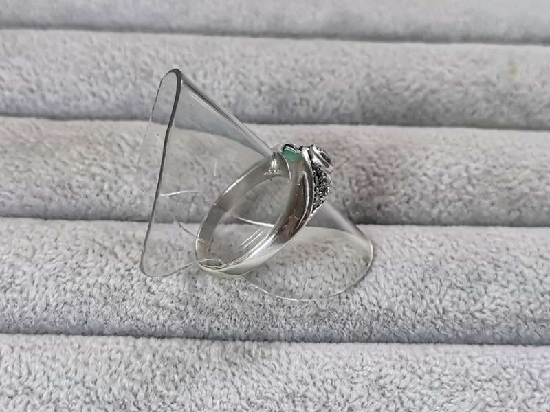 Stunning Silver Ring