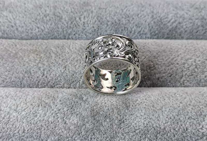 Detailed Silver Ring