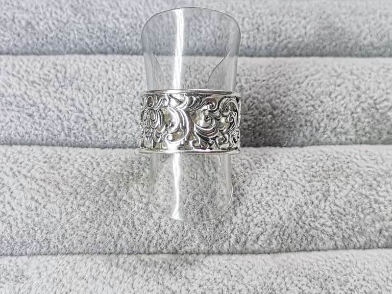 Detailed Silver Ring