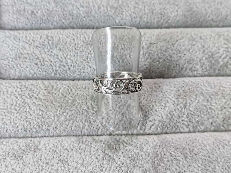 Detailed Silver Ring