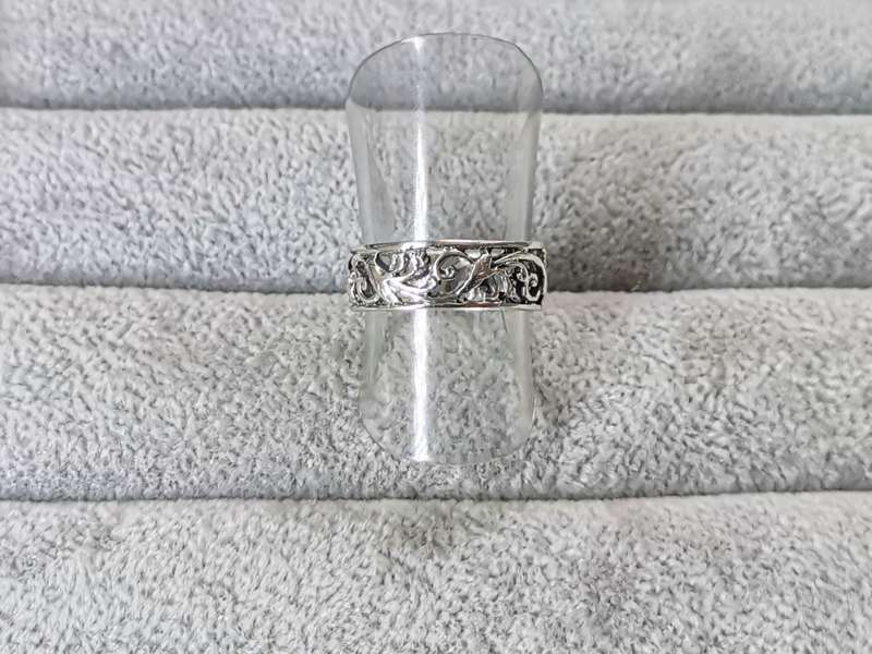 Detailed Silver Ring