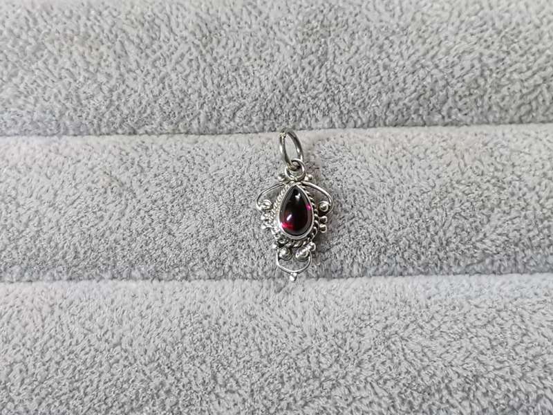 Stunning Silver Pendant