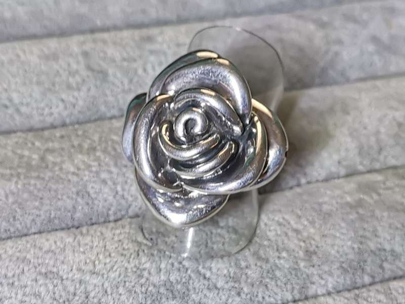Silver Rose Ring