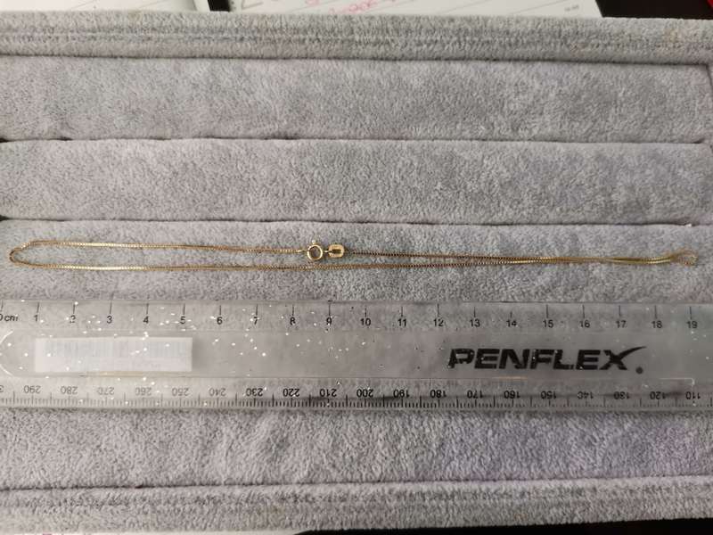 18ct Gold Box Chain