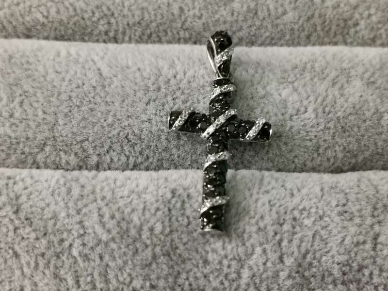 9ct Gold and Diamond Cross Pendant
