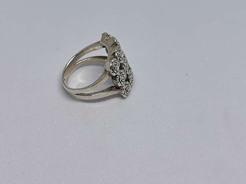 Silver Roses Ring