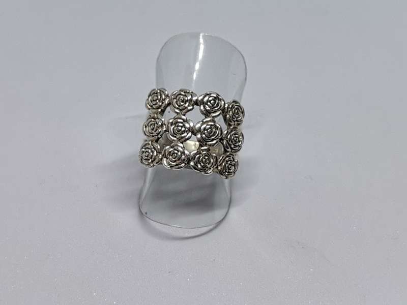 Silver Roses Ring