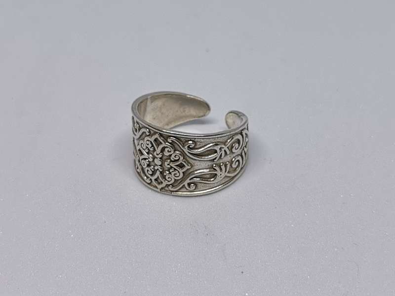 Adjustable Silver Ring