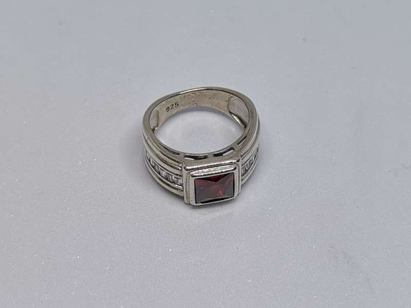 Gorgeous Silver Ring