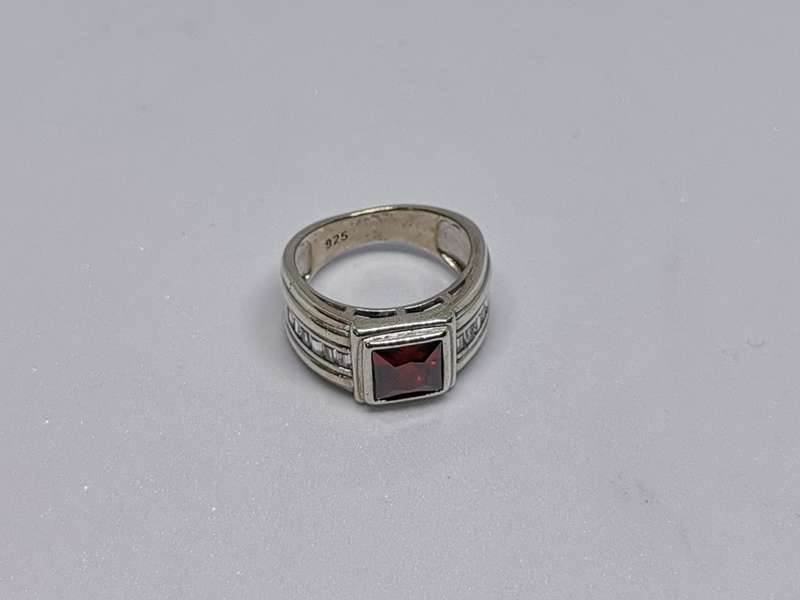 Gorgeous Silver Ring