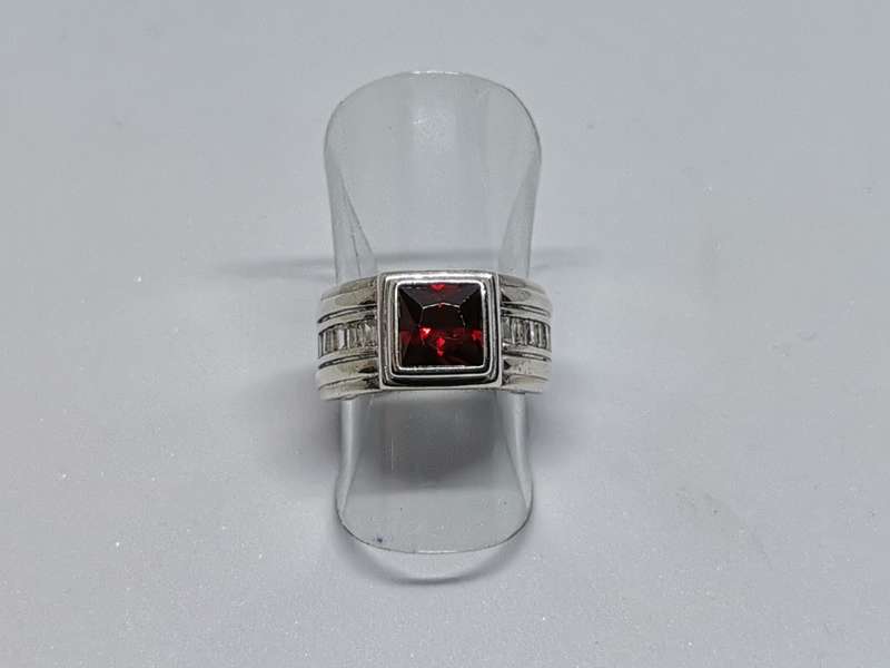 Gorgeous Silver Ring