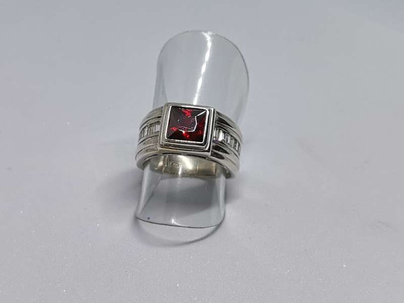 Gorgeous Silver Ring