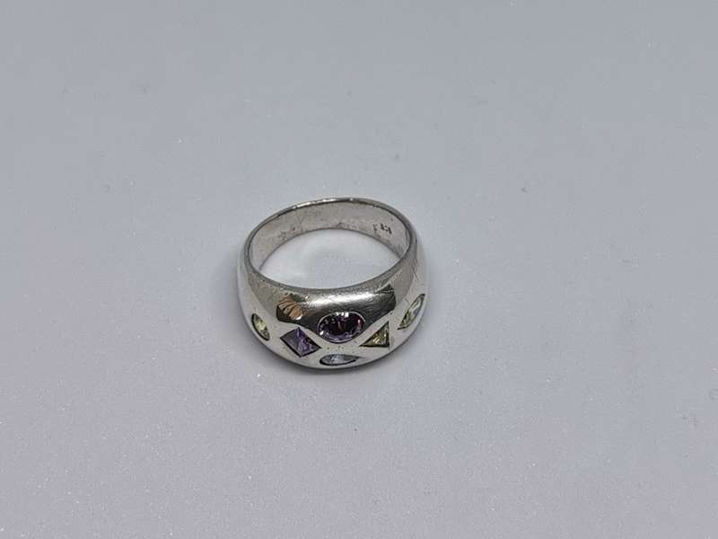 Dazzling Silver Ring