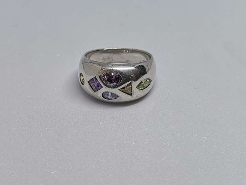 Dazzling Silver Ring