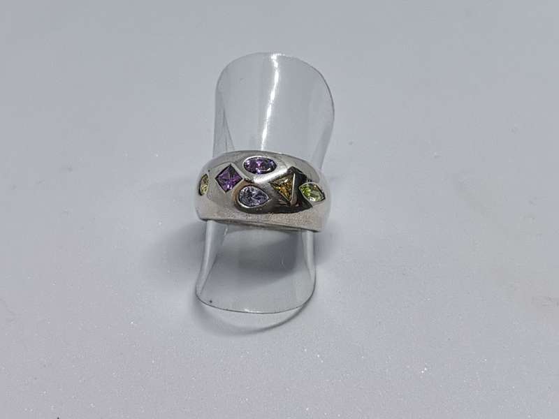 Dazzling Silver Ring