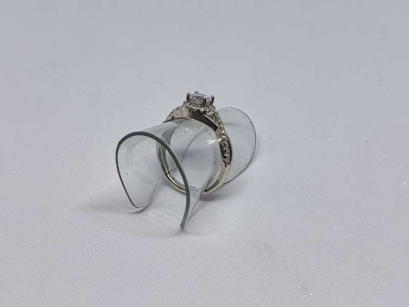 *R1 Auction* Cute Silver Ring