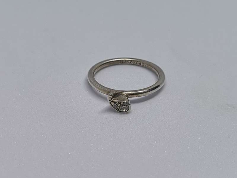 *R1 Auction* Unique Silver Ring
