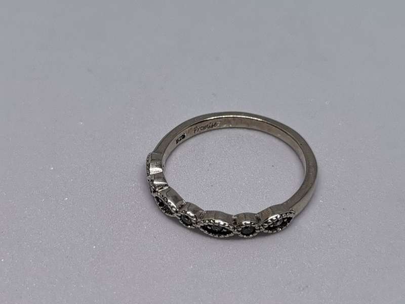 Pretty Silver Ring