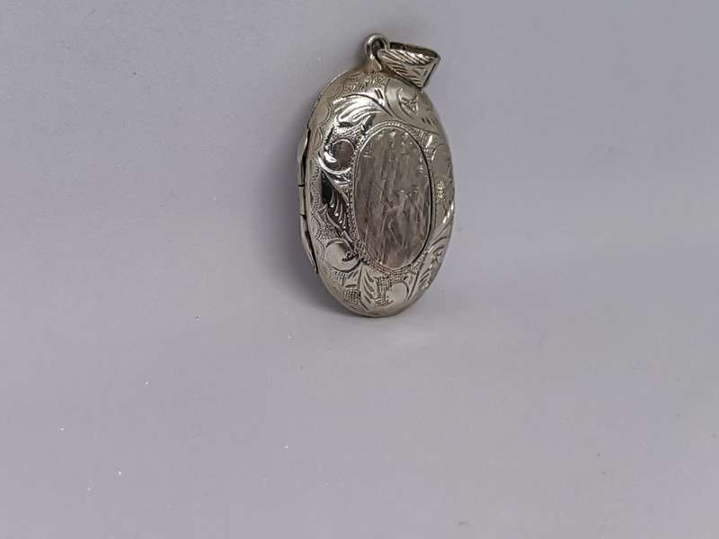 Silver Locket Pendant