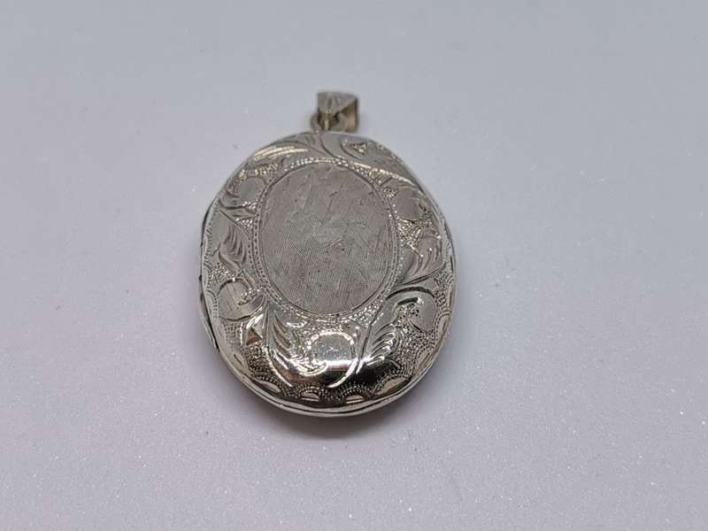 Silver Locket Pendant