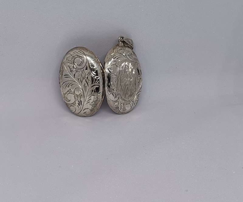 Silver Locket Pendant