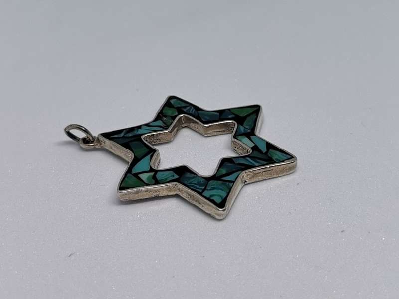 Gorgeous Silver Pendant