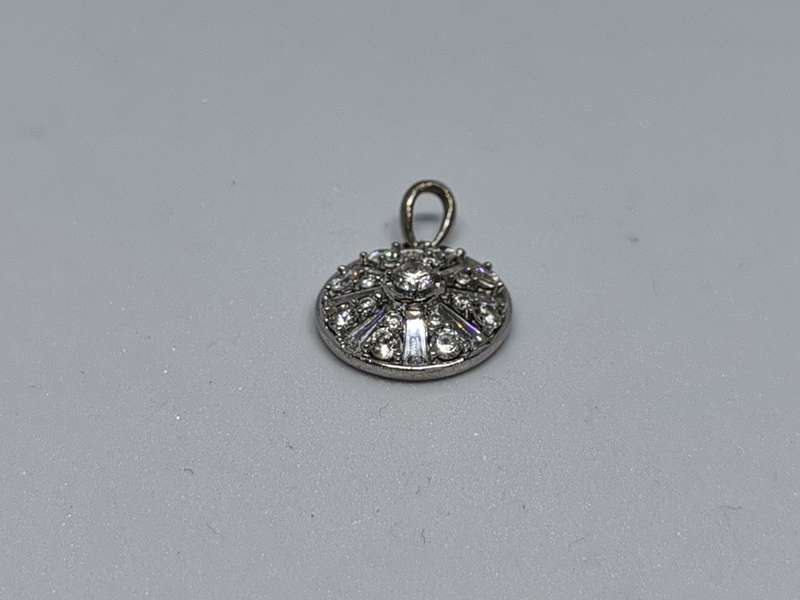 Dazzling Silver Pendant