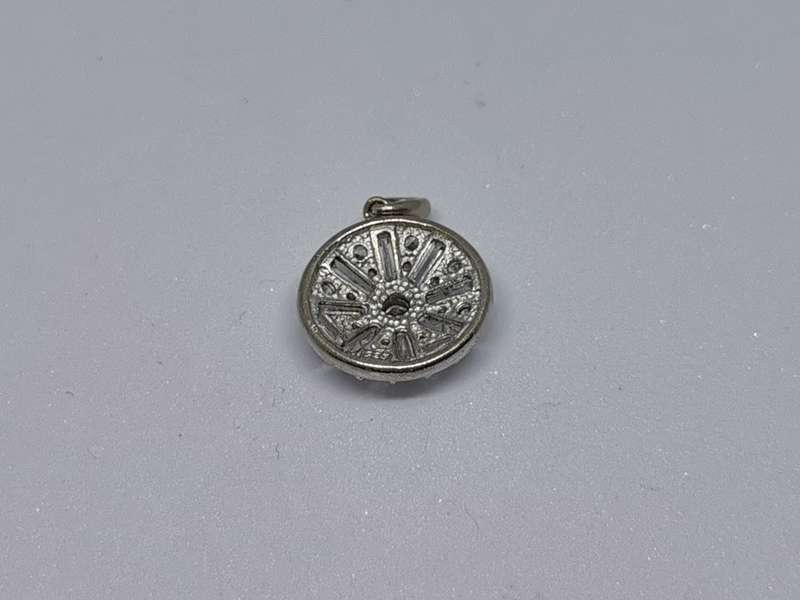 Dazzling Silver Pendant