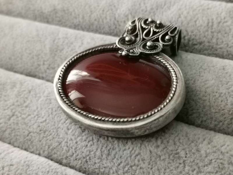 Gorgeous Silver Pendant