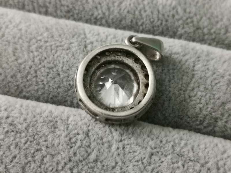 Dazzling Silver Pendant