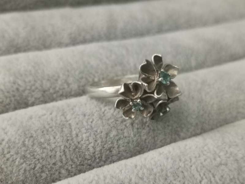 Silver Flower Ring