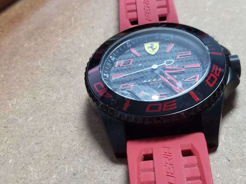 Discount!!! Scuderia Ferrari XX KERS 5ATM Watch